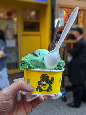 The Original Chinatown Ice Cream Factory by null