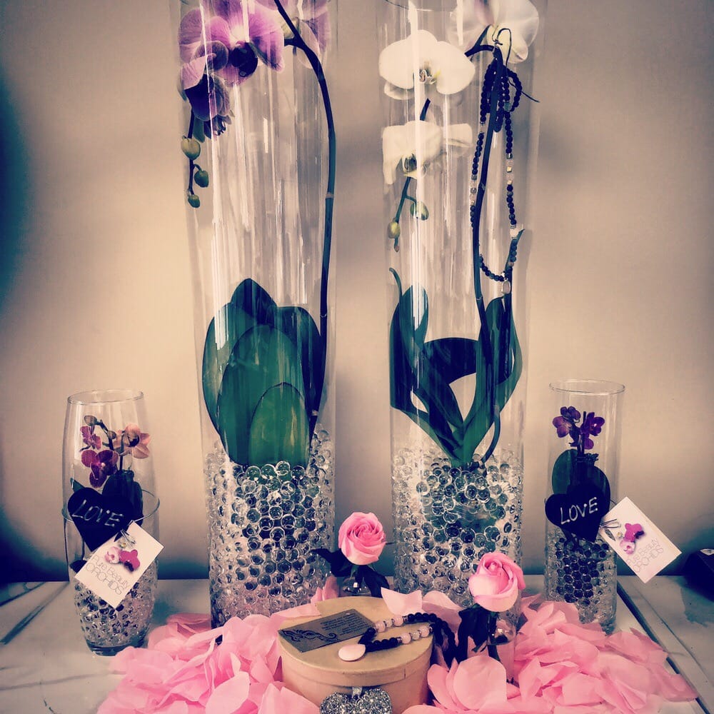 THE FLOWER HOUSE near you at 3521 Portage Road, Niagara Falls, Ontario