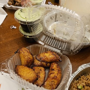 Olibar Peruvian Cuisine - Maduros and copious amounts of green sauce - Peruvian Near Me - New Rochelle, New York Olibar Peruvian Cuisine - Maduros and copious amounts of green sauce - Peruvian Near Me - New Rochelle, New York
