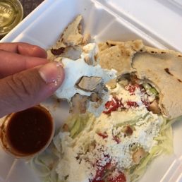 That white substance is the cheese lol