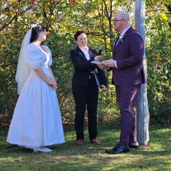 District 5 Schoolhouse - Outdoor ceremony in the fall
