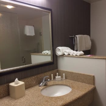 Courtyard by Marriott Madison West/Middleton - Hotels Near Me - Middleton, Wisconsin Courtyard by Marriott Madison West/Middleton - Hotels Near Me - Middleton, Wisconsin