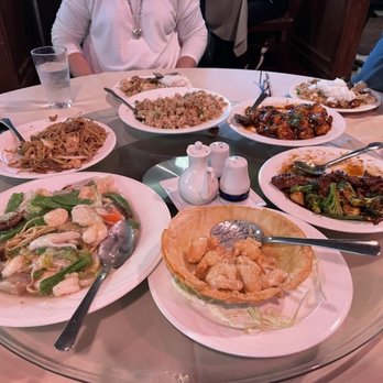 Chins Gourmet - Shrimp with Honey Walnut, Chow Mein, seafood Pan Fried Crispy Noodles, Beef with Broccoli, House Special Fried Rice, and Schezwan shrimp. - Chinese Near Me - Escondido, California Chins Gourmet - Shrimp with Honey Walnut, Chow Mein, seafood Pan Fried Crispy Noodles, Beef with Broccoli, House Special Fried Rice, and Schezwan shrimp. - Chinese Near Me - Escondido, California