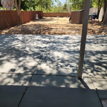 Daniel's Concrete - After back yard. - Masonry/Concrete Near Me Daniel's Concrete - After back yard. - Masonry/Concrete Near Me