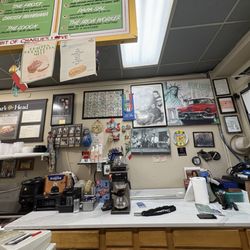 Charlie’s Sandwich Shop - Cash wrap