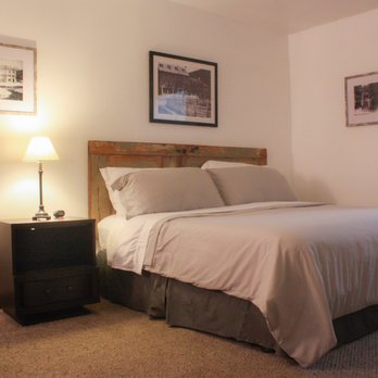 Mountain Creek Tavern - Hotels Near Me - Mount Holly Springs, Pennsylvania Mountain Creek Tavern - Hotels Near Me - Mount Holly Springs, Pennsylvania