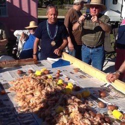 Island House Rv Park - Shrimp boil at Island Park RV camp