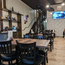 A warm dining room right off of Chestnut.... perfect on a rainy day. A warm dining room right off of Chestnut.... perfect on a rainy day.