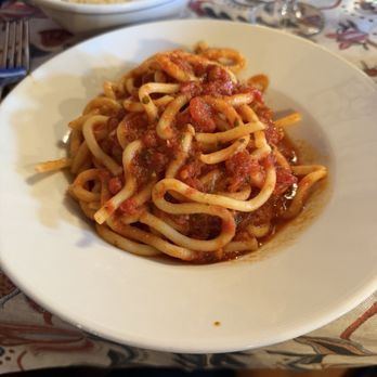 Antica Trattoria Papei - Pici with tomato sauce - Tuscan Near Me - Siena, SI Antica Trattoria Papei - Pici with tomato sauce - Tuscan Near Me - Siena, SI