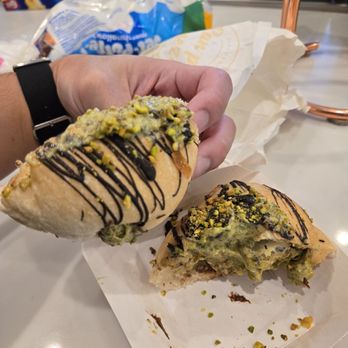 Pan Pa Venezuela Bakery - Dubai bomba - amazing - Bakeries Near Me - Katy, Texas Pan Pa Venezuela Bakery - Dubai bomba - amazing - Bakeries Near Me - Katy, Texas
