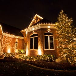 The Christmas light hangers