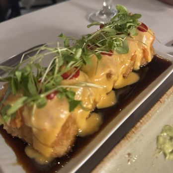 Chef Adrianne's Vineyard Restaurant and Bar - Spicy Tuna Crispy Rice - Steakhouses Near Me - Miami, Florida