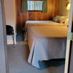 Mountain Pine Motel - Entrance