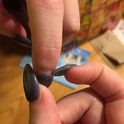 Idol Nails & Spa - Acrylic Nails lifted off and caught on everything after only 10 days - except one glued painfully to skin