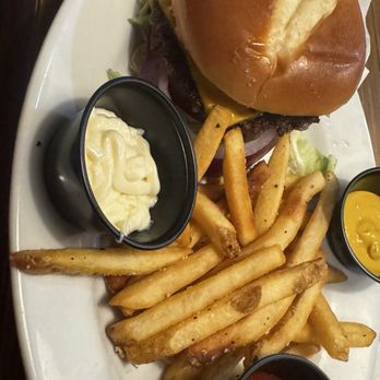 Ruby Tuesday - Smashburger - American Near Me - Enterprise, Alabama Ruby Tuesday - Smashburger - American Near Me - Enterprise, Alabama