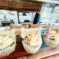 C Cups Cupcakery