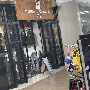 Edgewater Mall - Shopping Centers Near Me - Biloxi, Mississippi