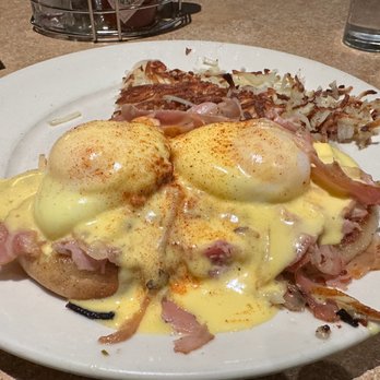Café Central - Tuscan eggs Benedict. - American Near Me - Reno, Nevada