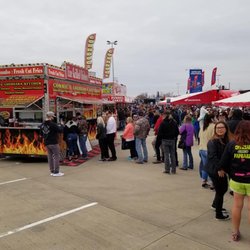 Connie's Louisiana kitchen - AT&T Stadium