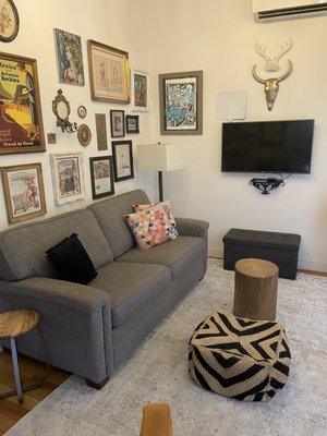 Painted Lady Bed & Brew by null