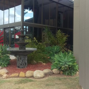 Runcorn Tavern - Garden - Bars Near Me - Runcorn, QLD