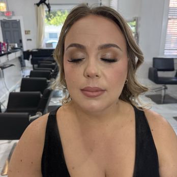 The Blowout - Makeup Application - Special Occasion Application - Blow Dry/Out Services Near Me - Elk Grove, California