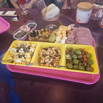 Ruby Lou’s - Eatertainment Near Me - Walnut Creek, California Ruby Lou’s - Eatertainment Near Me - Walnut Creek, California