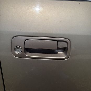 All Auto Electric - He does not care. I paid him to replace my door handle. He broke my original one and he claims it opens now and it doesn't open. - Auto Repair Near Me - Montebello, California All Auto Electric - He does not care. I paid him to replace my door handle. He broke my original one and he claims it opens now and it doesn't open. - Auto Repair Near Me - Montebello, California