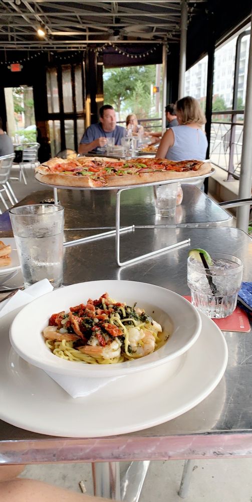 Intermezzo Pizzeria and Cafe