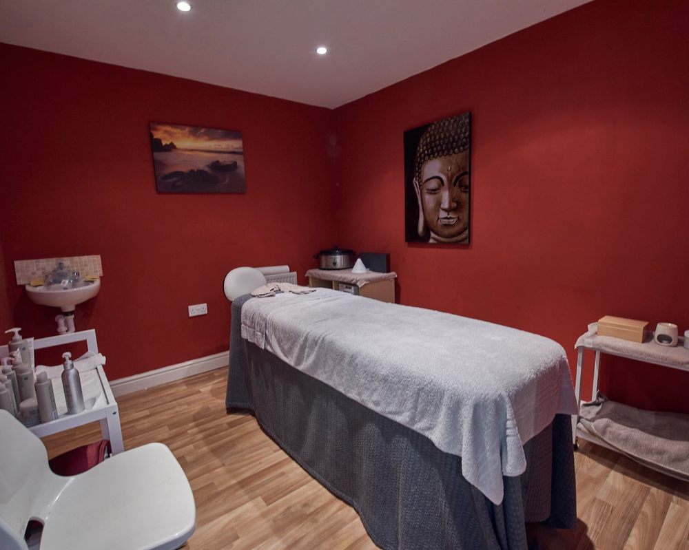 ALCHEMY THERAPY CENTRE 17 Photos Nail Salons Falcon Drive, Milton Keynes, Northamptonshire