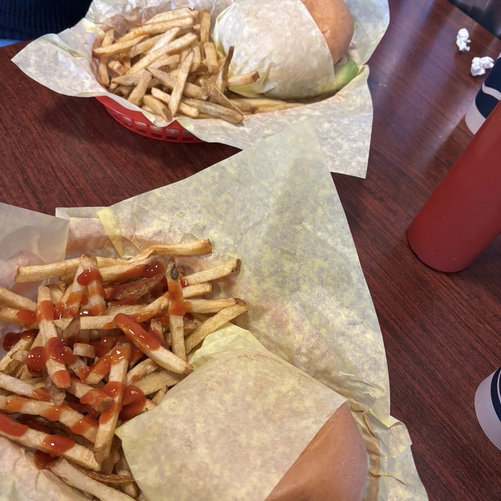 J's Burgers - jay - Burgers Near Me - Paso Robles, California J's Burgers - jay - Burgers Near Me - Paso Robles, California