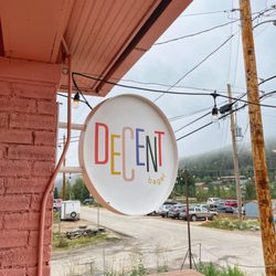Decent Bagel - Logo