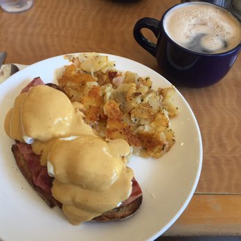 Cafe M - Eggs Benedict with a Chai Apple Cider - Breakfast & Brunch Near Me - Berkeley, California Cafe M - Eggs Benedict with a Chai Apple Cider - Breakfast & Brunch Near Me - Berkeley, California