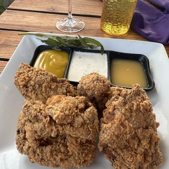 Honeymoon's Kitchen - This was my complete meal for $24.00... no side - New American Near Me - Redding, California