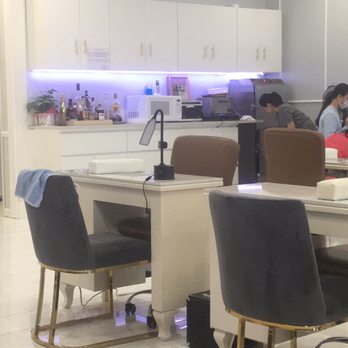 J'Adore Nails Bar - Nail Salons Near Me - Irving, Texas