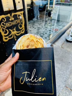 Julien Boulangerie by null