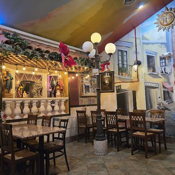 Trevi Ristorante - Dining Area - Pizza Near Me - Smyrna, Delaware Trevi Ristorante - Dining Area - Pizza Near Me - Smyrna, Delaware