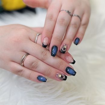 La Sirene Nails - Nail Salons Near Me - Kingston, Ontario