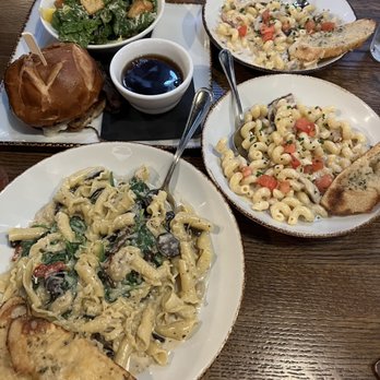 Steam Plant Restaurant & Brew Pub - Mac & Cheese, Wild Mushroom Pasta (V), Prime Rib French Dip - Brewpubs Near Me - Spokane, Washington