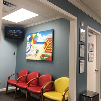 Angelica Rohner Pediatric Dentistry - Waiting area with movies for kids to watch. - Pediatric Dentists Near Me - Birmingham, Alabama Angelica Rohner Pediatric Dentistry - Waiting area with movies for kids to watch. - Pediatric Dentists Near Me - Birmingham, Alabama