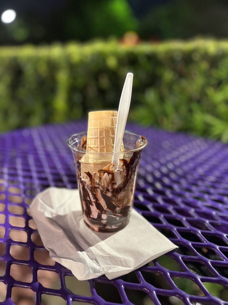 TWISTEE TREAT CLERMONT Updated September 2024 28 Photos & 19 Reviews 4269 S Hwy 27