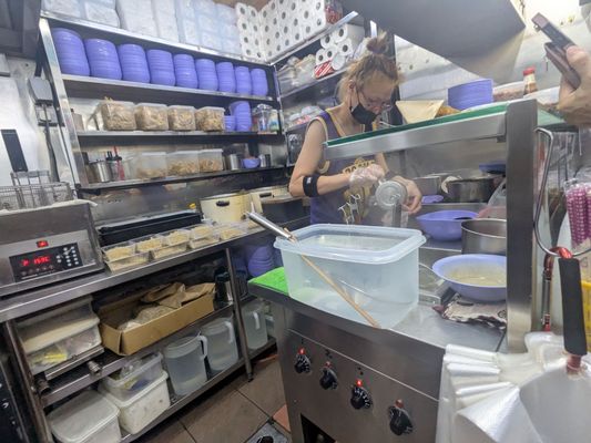 Ji Ji Wanton Noodle Specialist by null
