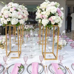 Perfect Petals by Geo - Flower and table design