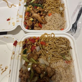 Panda Express - My order was wrong was given kongpow chicken and not orange chicken and that was the reason why my order was 20min late - Chinese Near Me - Inglewood, California Panda Express - My order was wrong was given kongpow chicken and not orange chicken and that was the reason why my order was 20min late - Chinese Near Me - Inglewood, California