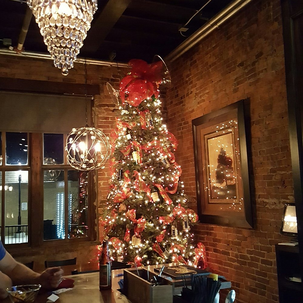 Uptown Snug - Venues & Event Spaces Near Me - Marion, Iowa Uptown Snug - Venues & Event Spaces Near Me - Marion, Iowa