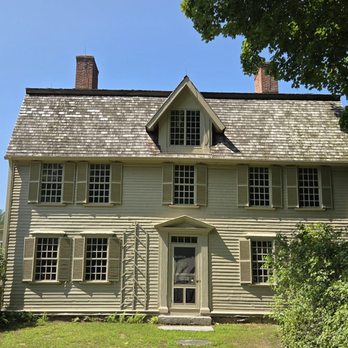 Old Manse - Landmarks & Historical Buildings Near Me - Concord, Massachusetts Old Manse - Landmarks & Historical Buildings Near Me - Concord, Massachusetts