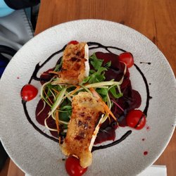 Ristorante Lucca - Rote Bete-Carpaccio mit überbackenem Ziegenkäse