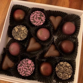Sweet On Maui - Assorted chocolates - Chocolatiers & Shops Near Me - Kahului, Hawaii Sweet On Maui - Assorted chocolates - Chocolatiers & Shops Near Me - Kahului, Hawaii