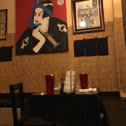 Goichi's Japanese Snack Cart - Ukiyo-e style art. The decor. Just a few places to sit.
