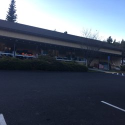 Ace Hardware & Paint